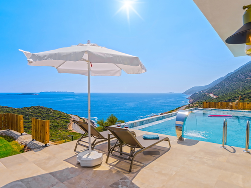 gece  -  Kasım
  | Kaş Yeniköy’de Deniz Manzaralı, Jakuzili Balayı ve Aile Villası – 4 Kişilik Tatil İçin İdeal Seçim